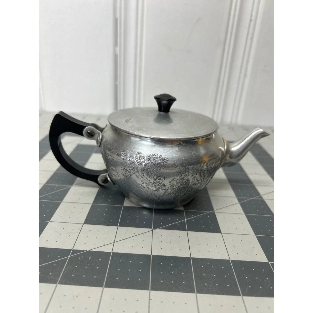 Sona Ware Teapot Aluminum Works Stratford On Avon England Vintage MCM Decor